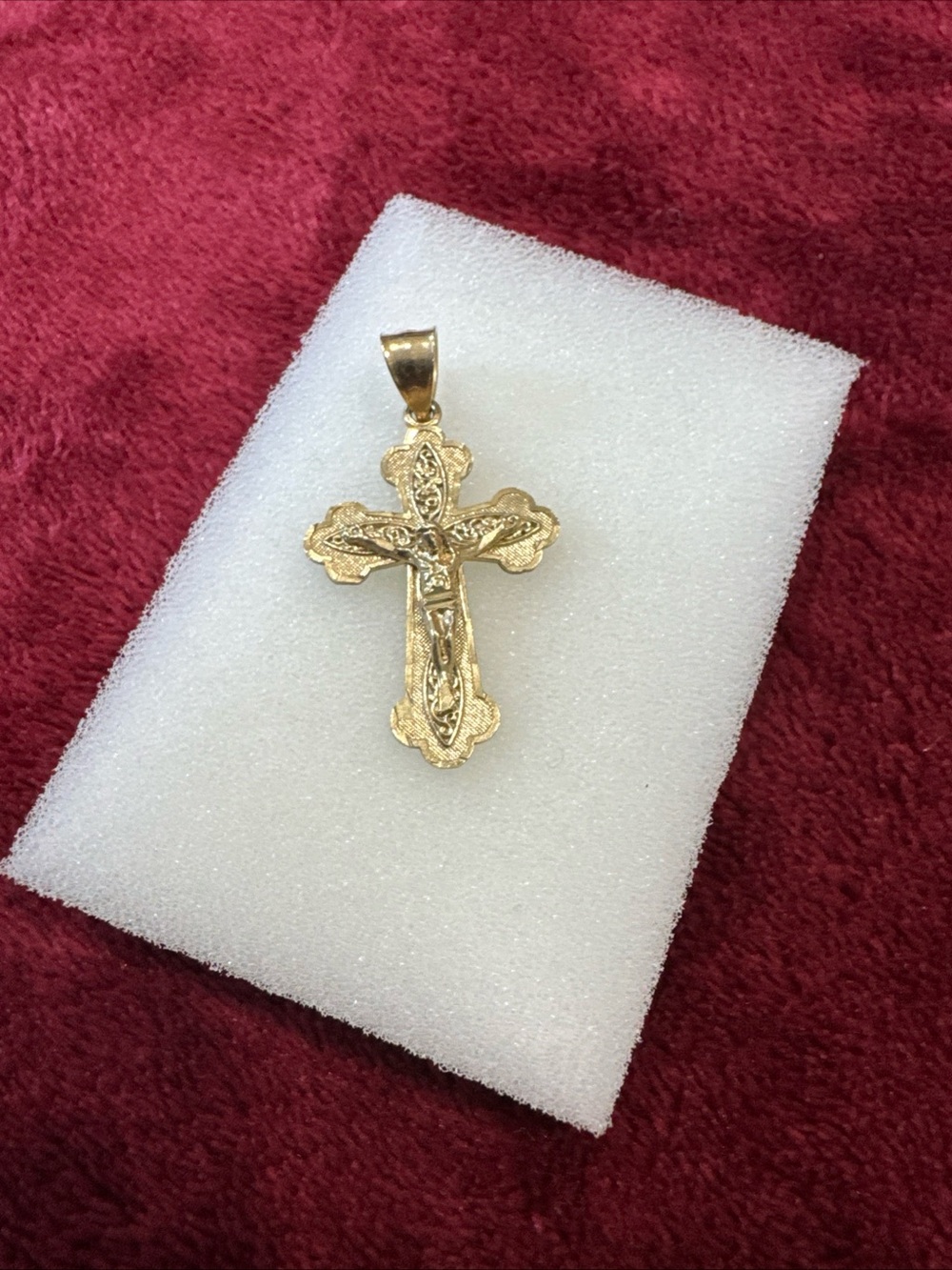 10K Yellow Gold Crucifix Cross Pendant 2.7g 1.5” Jesus Religious Charm